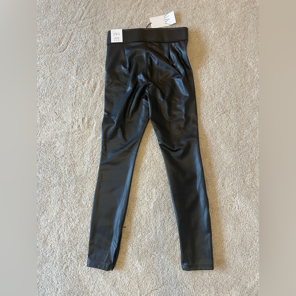 Zara Women’s Black Leather Leggings - Picture 2 of 3